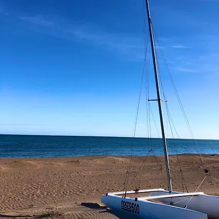 בית נופש Casa Victoria, Almadrava Playa *